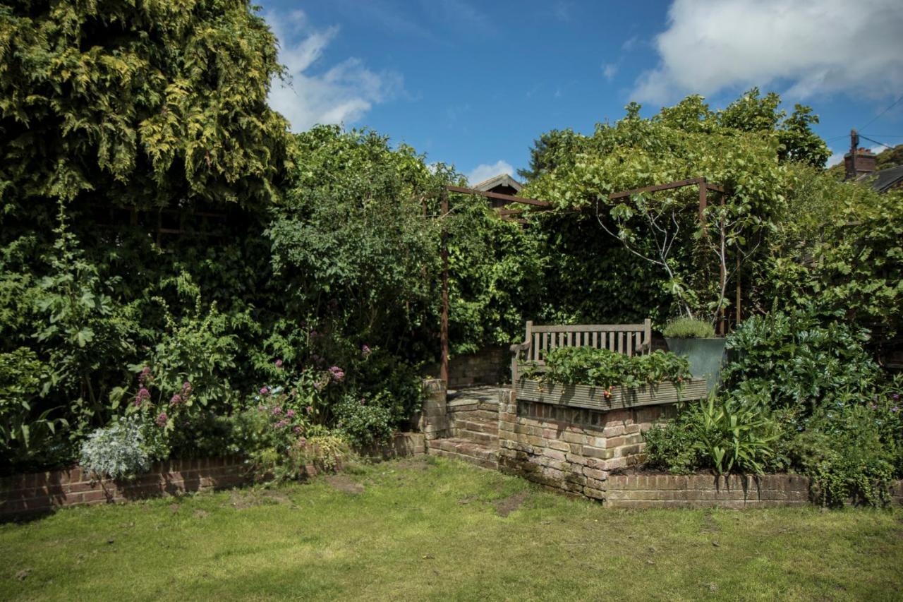 The Old Manse B&B Bures Buitenkant foto